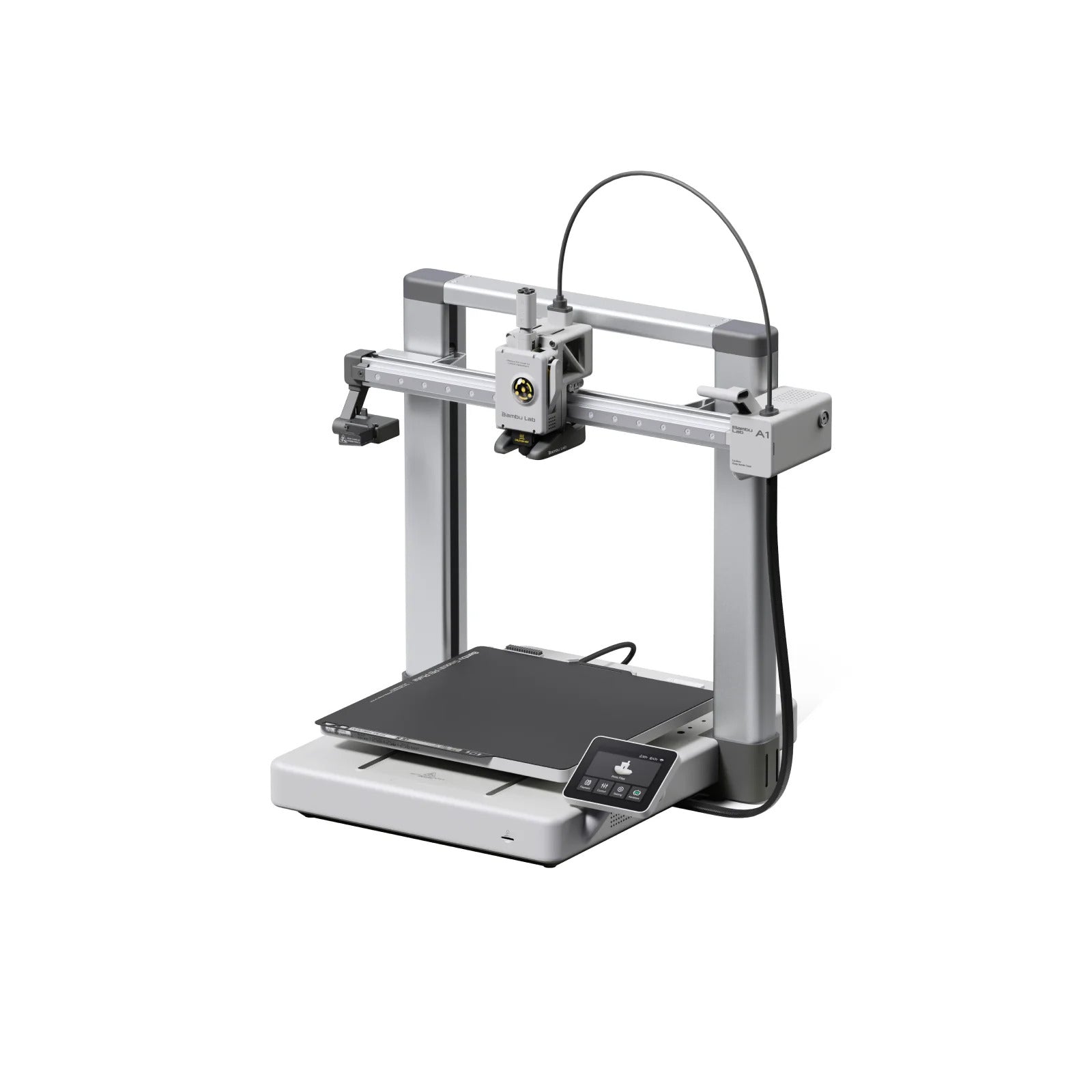 Bambu Lab A1 Combo ön sol görünümüyle baskı tablasını, sağlam gövdesini ve renkli dokunmatik ekranını sergiler. Timuzon güvencesiyle hemen keşfedin.