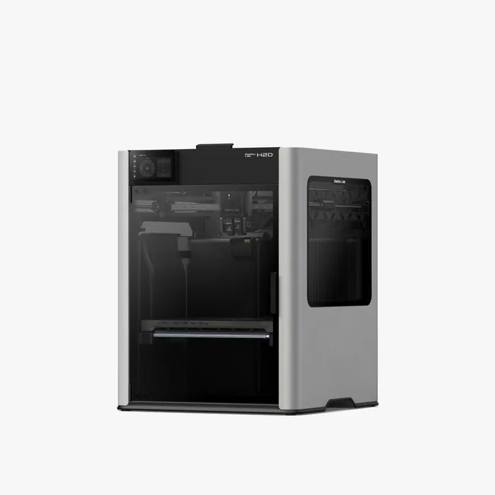 Bambu Lab H2D 3D Yazıcı ön sağ perspektif teknik çizim görünümü makinenin mekanik yapısını ve üst tutma kolunu sergiler. Timuzon güvencesiyle hemen keşfedin.