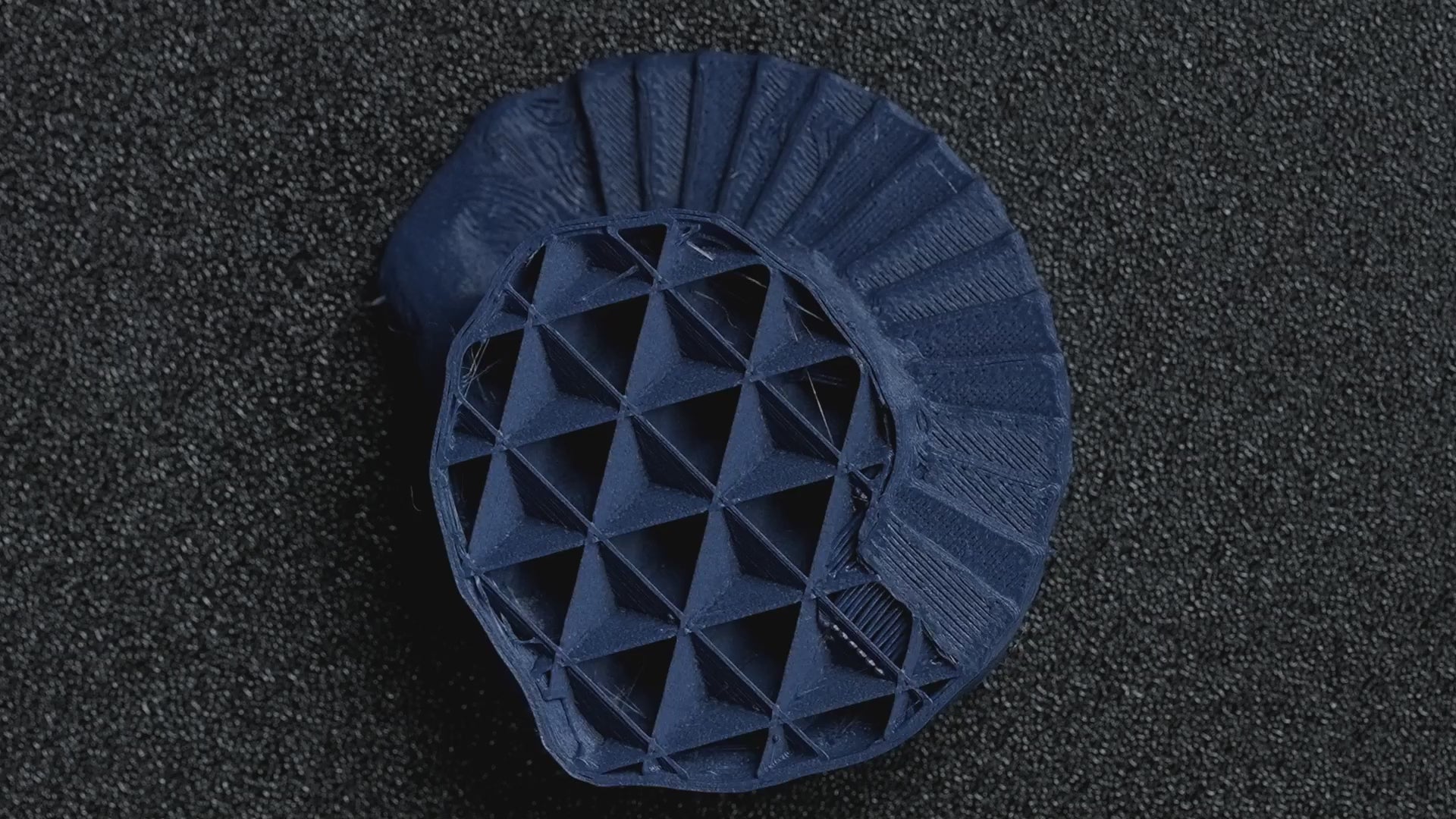 ELEGOO Centauri Carbon 3D yazıcı karbon fiber filamentlerle güçlü ve hafif endüstriyel parçalar üretir. Timuzon güvencesiyle hemen keşfedin.